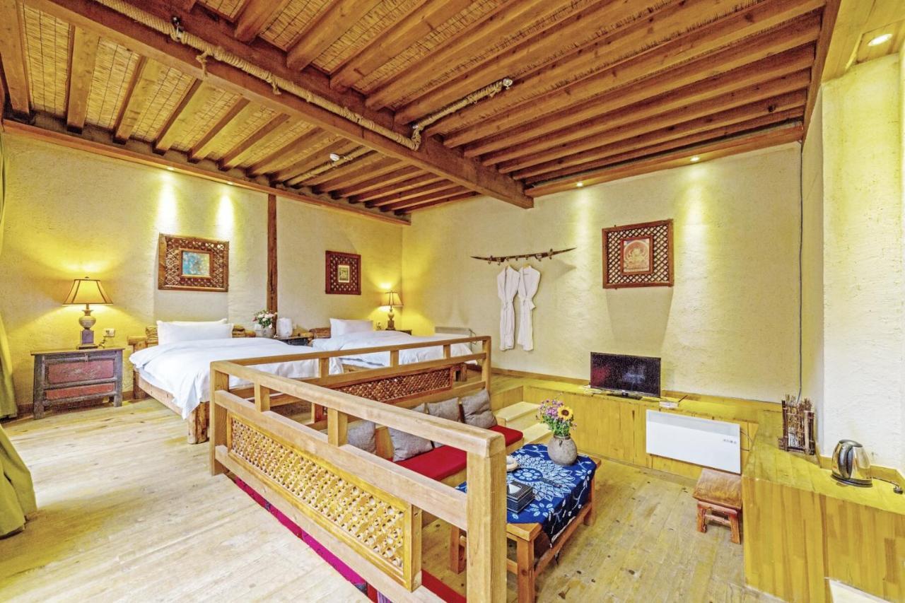Lijiang Shuhe Yuefeng Resort Hotel エクステリア 写真