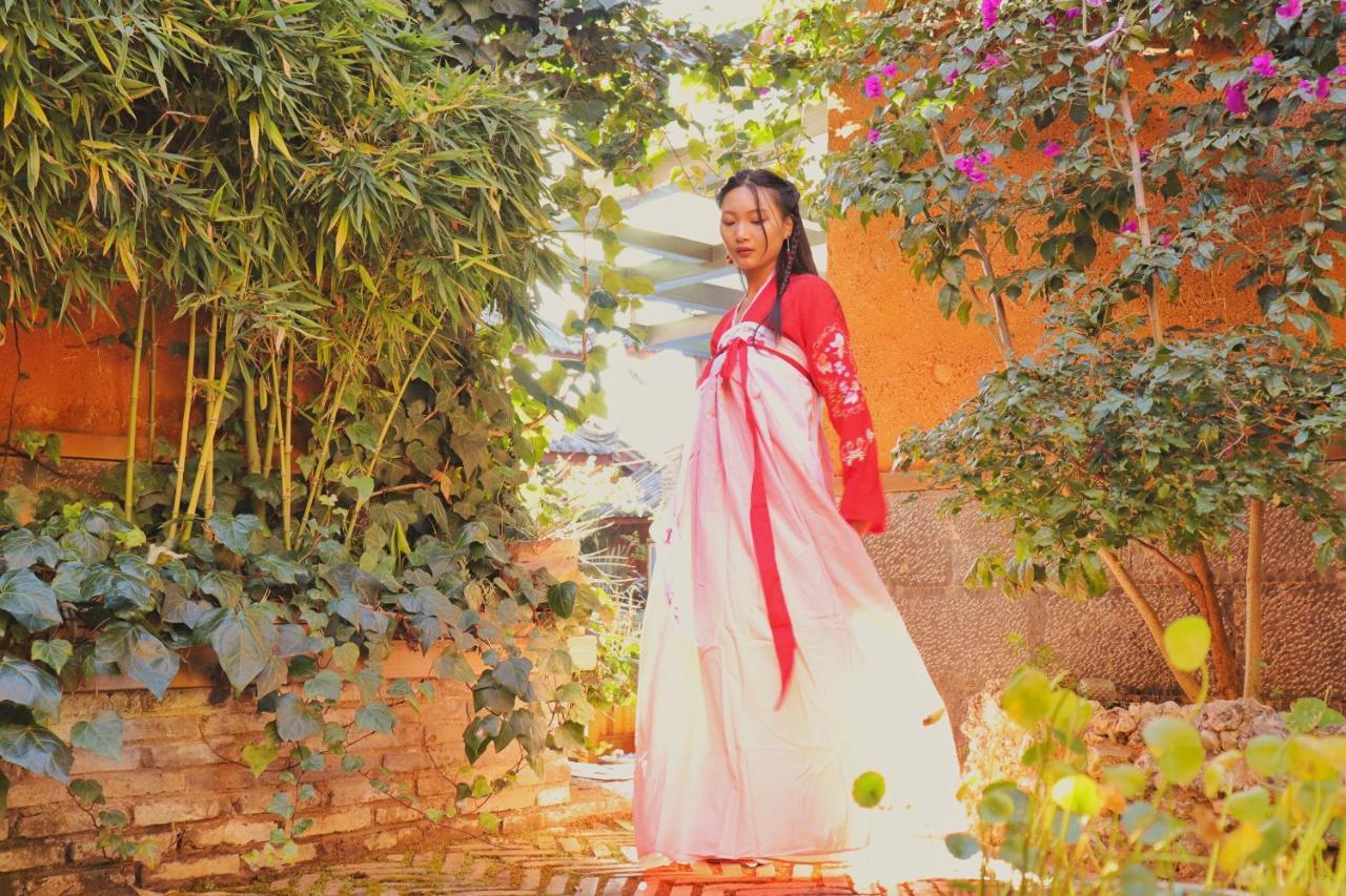 Lijiang Shuhe Yuefeng Resort Hotel エクステリア 写真